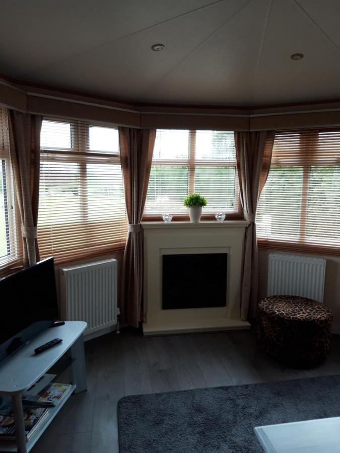 Locatie Het Knooppunt Engelse Chalet Nuis 외부 사진